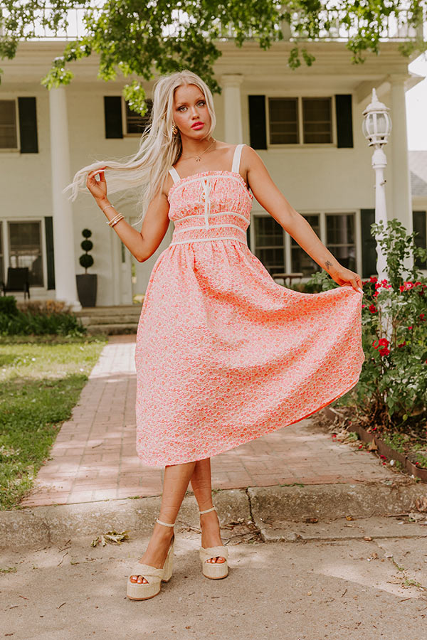 Garden Gorgeous Jacquard Midi in Peach