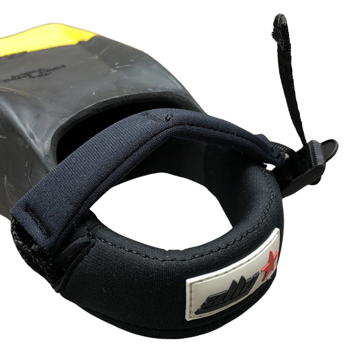 Ally Deluxe Fin Pads w/ Tethers