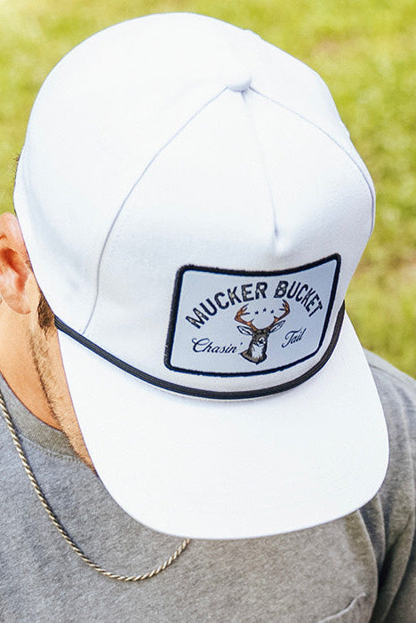 mucker bucket - chasin' tail bucket white hat on model