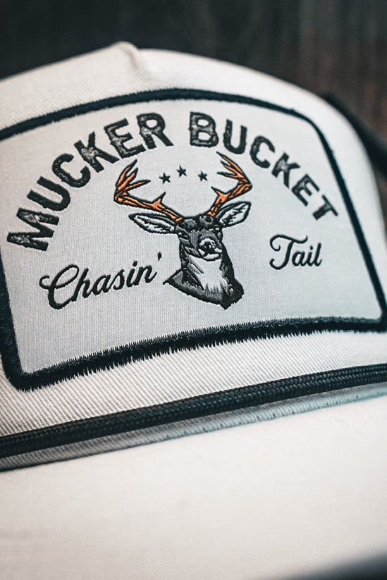 mucker bucket - chasin' tail white patch hat
