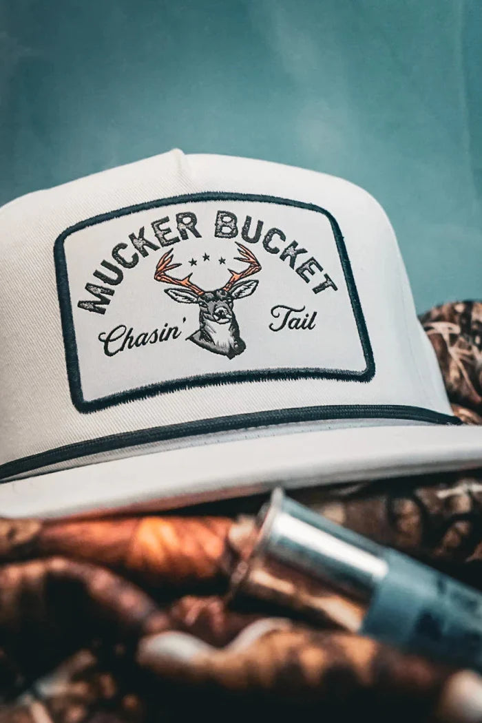 mucker bucket - chasin' tail bucket hat